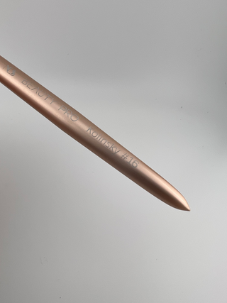angled view of #16 Kolinsky acrylic brush handle