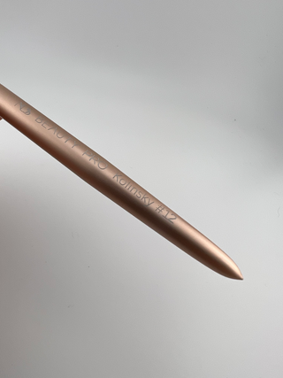 angled view of #12 Kolinsky acrylic brush handle 